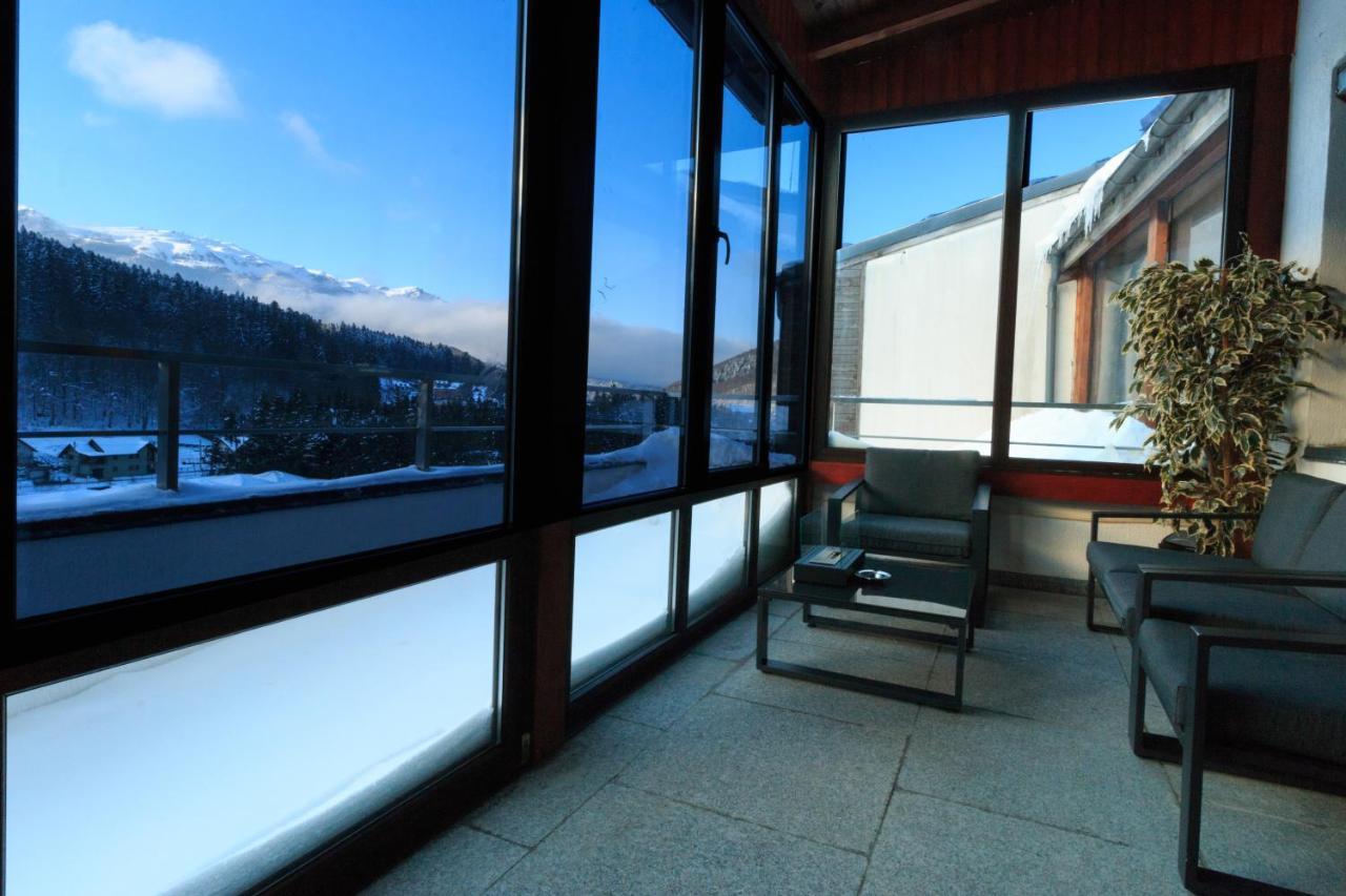Best View Ap With Parking And 2 Bathrooms Sinaia Luaran gambar