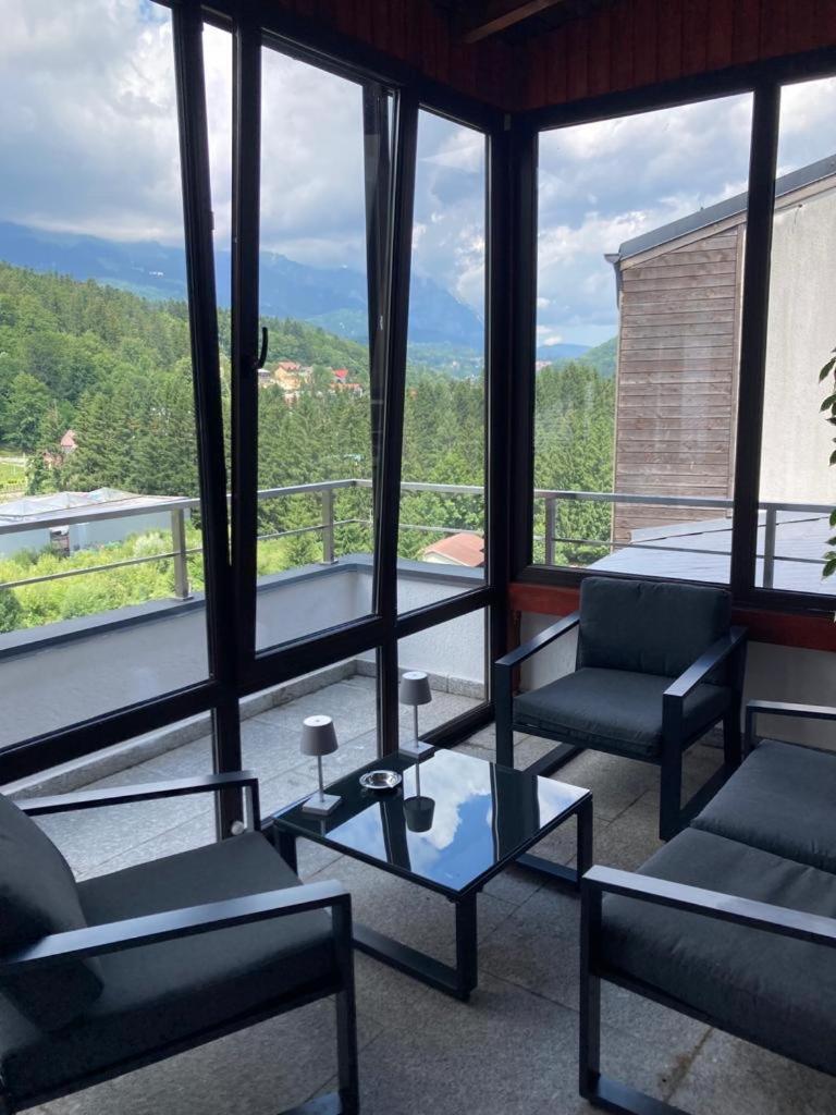 Best View Ap With Parking And 2 Bathrooms Sinaia Luaran gambar